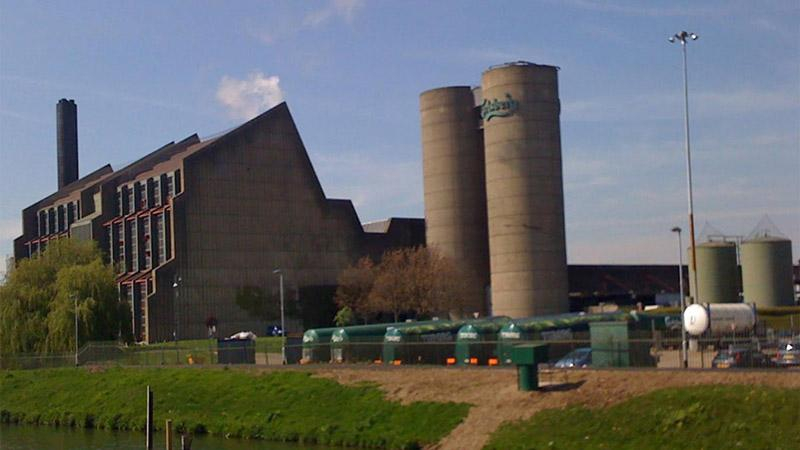 Утечка газа на заводе Carlsberg: есть погибший