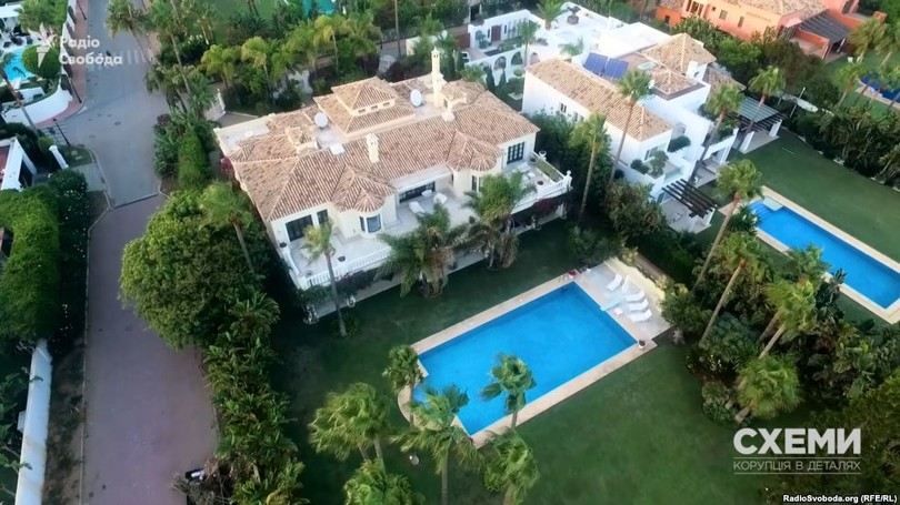 Журналисты показали фото роскошной виллы Порошенко в Испании Журналисты показали фото роскошной виллы Порошенко в Испании