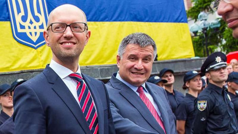 С Яценюком надо было убрать и Авакова, и Насирова, – Саакашвили С Яценюком надо было убрать и Авакова, и Насирова, – Саакашвили