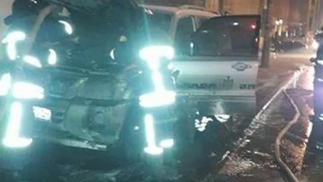 Джип лідера Автомайдану спалили в Одесі Джип лідера Автомайдану спалили в Одесі