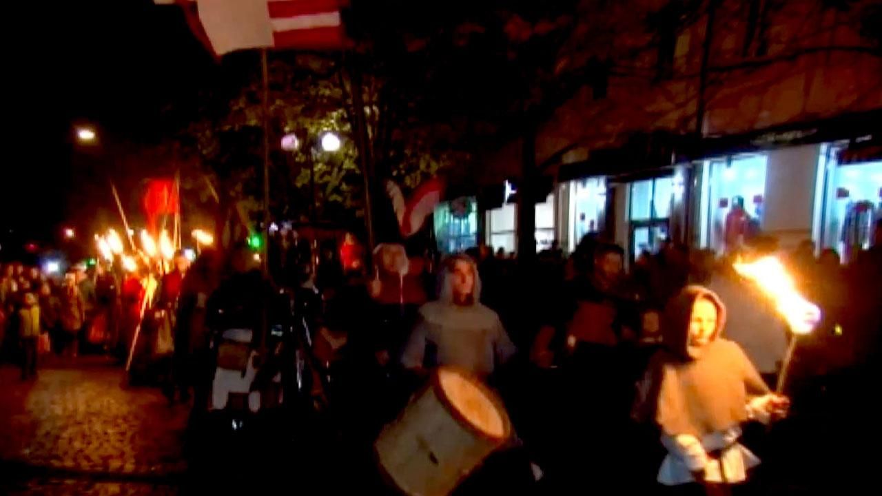 Таинственное шествие с фонарями прошло в Мукачево
