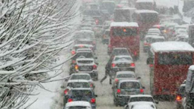 Київ готується до снігового шторму – місцева влада розповіла план дій Київ готується до снігового шторму – місцева влада розповіла план дій