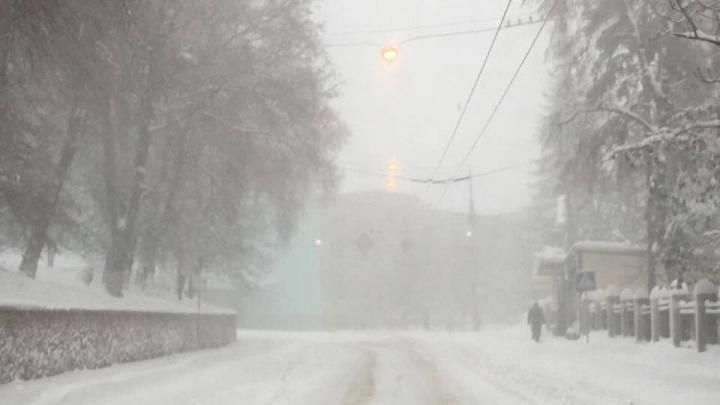 90% Тернопільщини залишилось без світла через негоду 