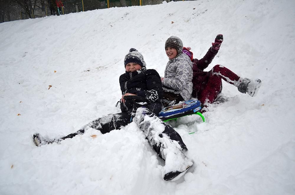 Як львів'яни розважаються під час сильної негоди: опубліковані фото Як львів'яни розважаються під час сильної негоди: опубліковані фото