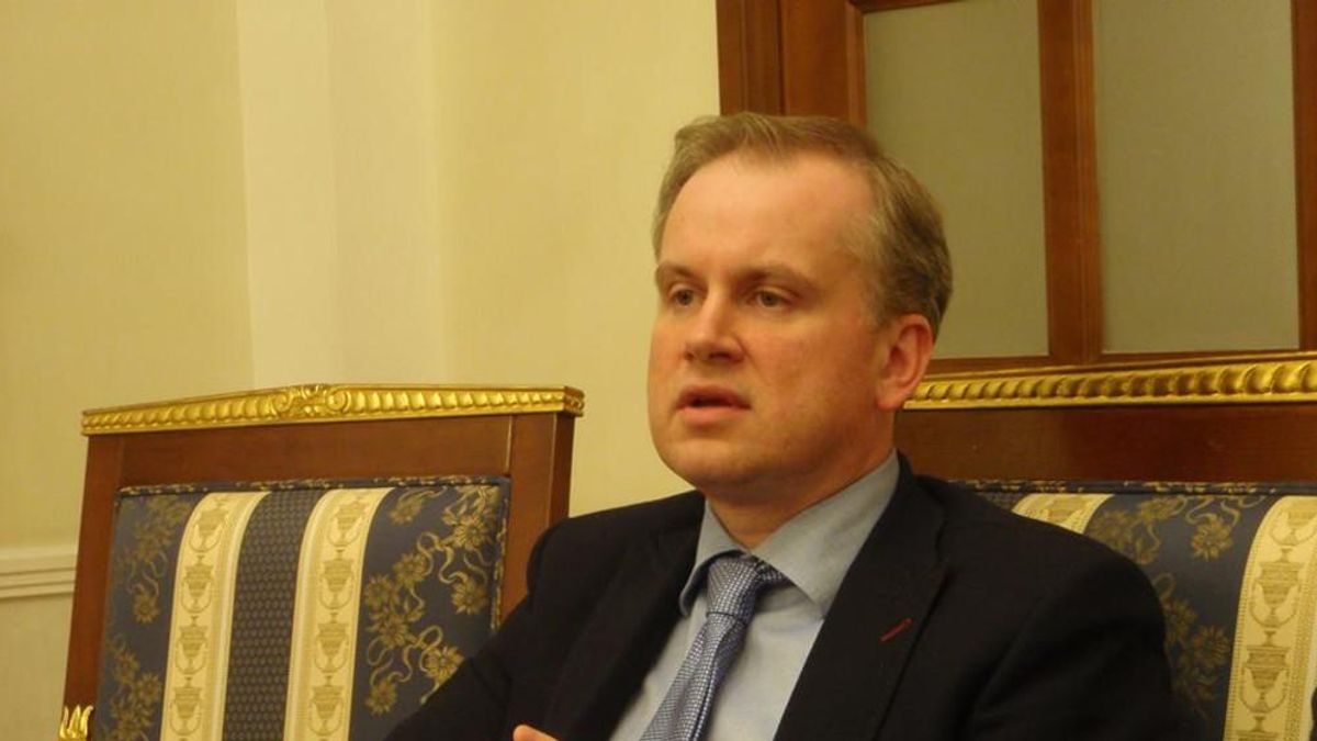 Лубківський: мета візитів Яценюка до світових столиць – підтримка України в міжнародних умовах Лубківський: мета візитів Яценюка до світових столиць – підтримка України в міжнародних умовах