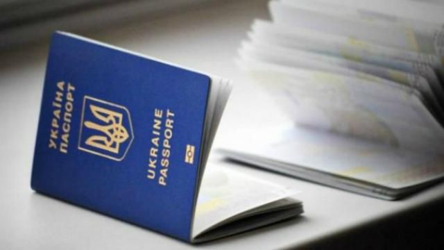 У Раді ЄС наполягають на "своєчасному" безвізі для українців