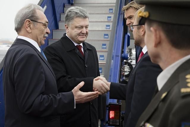 Швеция поддерживает Украину относительно Крыма и санкций против России, – Порошенко