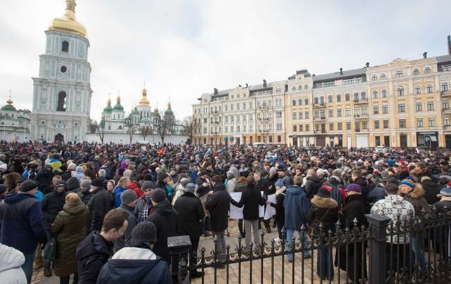 Журналист рассказал, сколько зарабатывают митингующие на акциях в Киеве