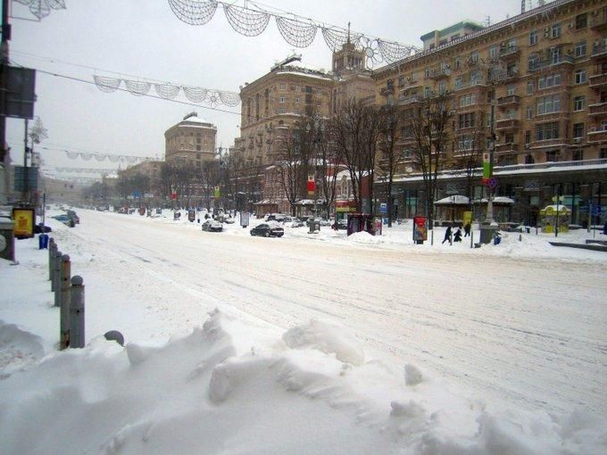 Хрещатик перекрили через протести у Києві 