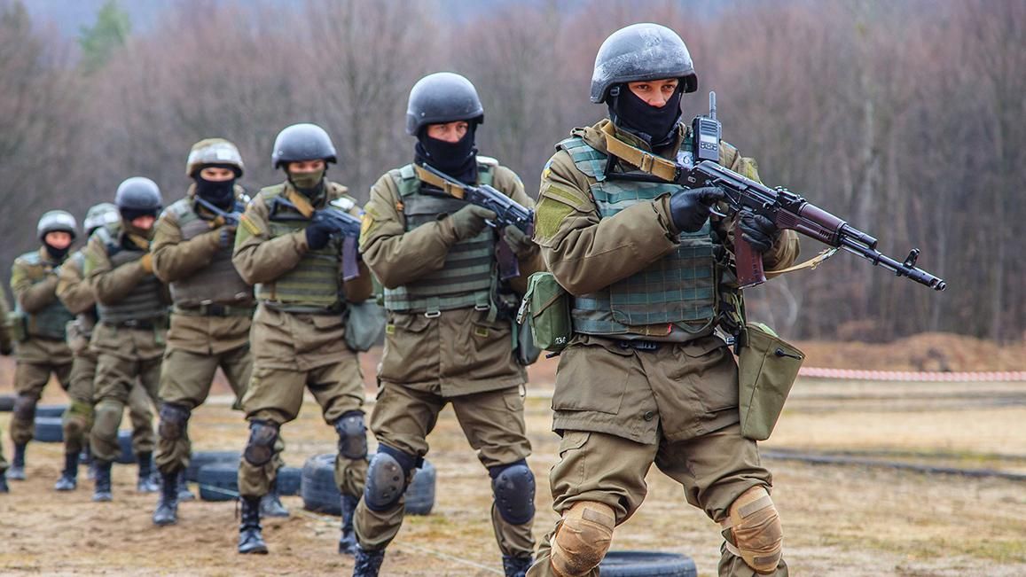 Нацгвардія заполонила центр Києва Нацгвардія заполонила центр Києва