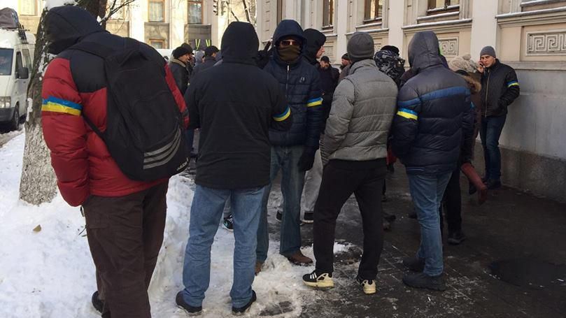 Бірюков назвав протестувальників головними розгойдувачами ситуації в Україні 