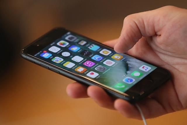 Украинцам предлагают iPhone 7 напрокат
