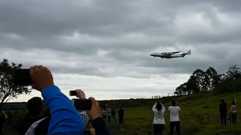 Бразильці у захваті від українського літака-гіганта – з’явилось відео