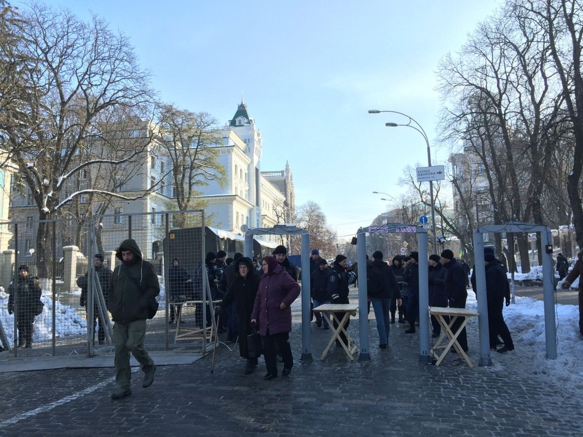 Полиция посчитала сколько людей митинговали в центре Киева