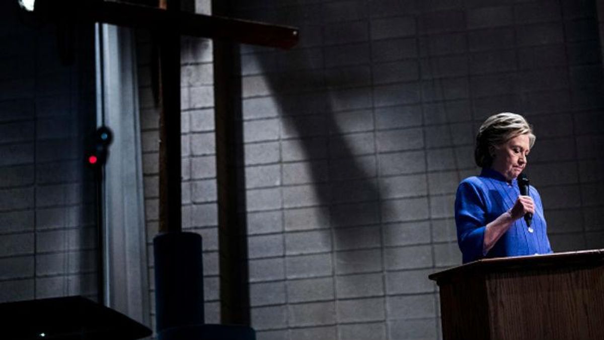 Стало відомо, на скільки голосів Клінтон випередила Трампа