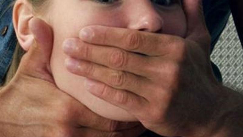 Викрадення дівчини у Львові. Поліція затримала п’яного чоловіка на Lexus Викрадення дівчини у Львові. Поліція затримала п’яного чоловіка на Lexus