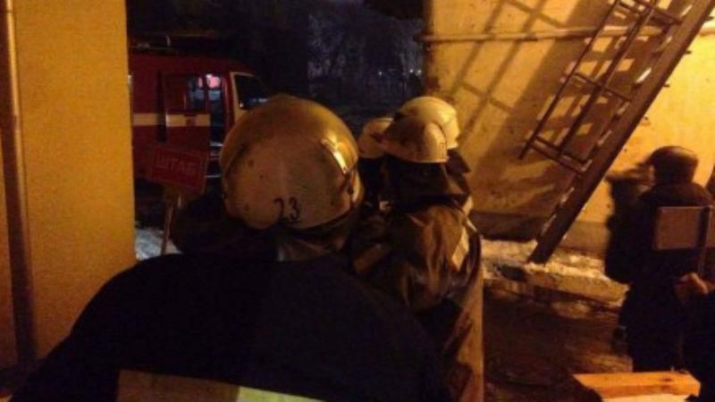 Жилой дом загорелся в Киеве