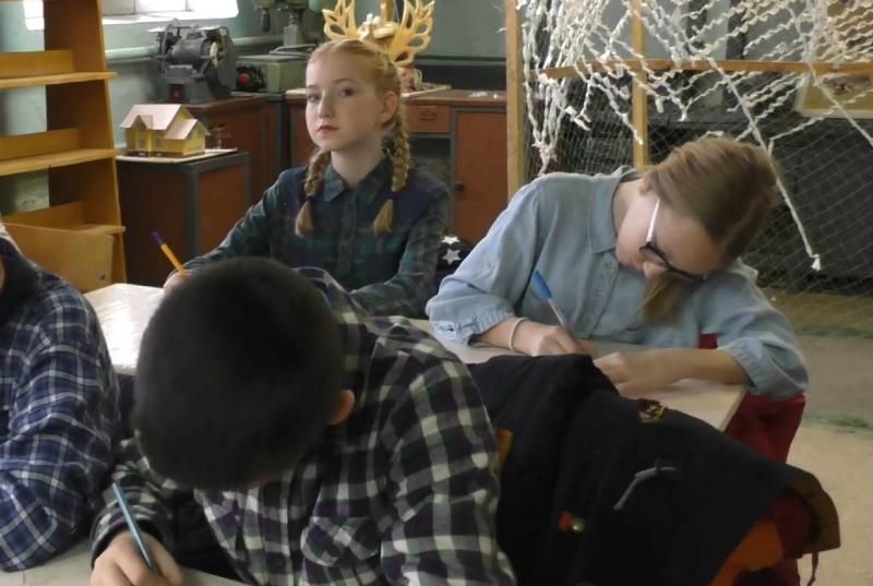 У Хмельницькому вчителька побила учня У Хмельницькому вчителька побила учня