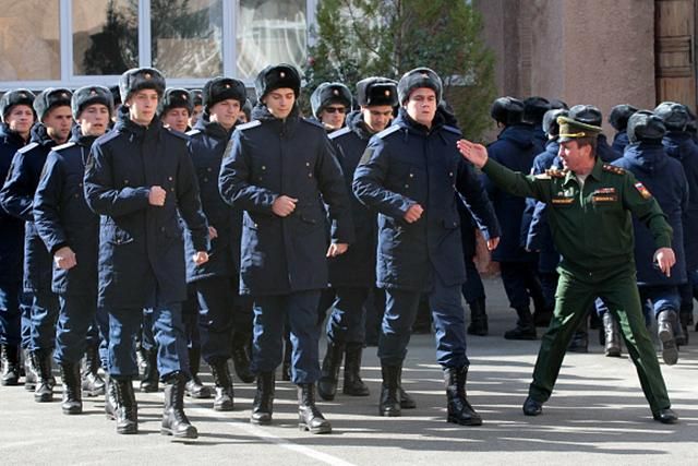 Россия проведет военные учения на вокзалах Крыма