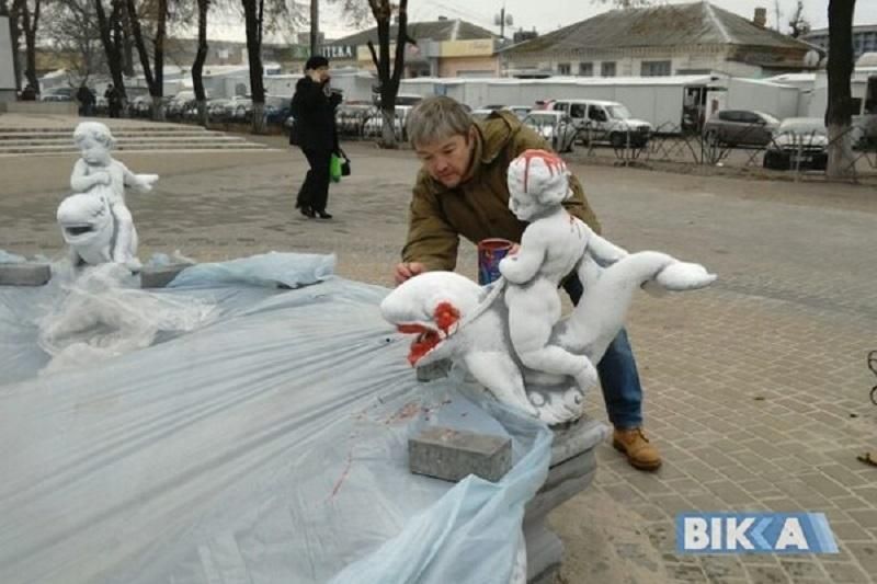 Художник з Черкас оригінально висміяв корупцію: з’явились фото