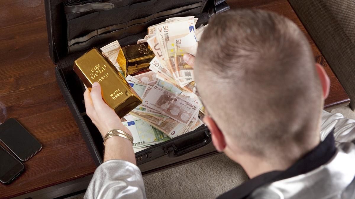 Е-декларації: відкрито справи проти депутатів і судді Е-декларації: відкрито справи проти депутатів і судді