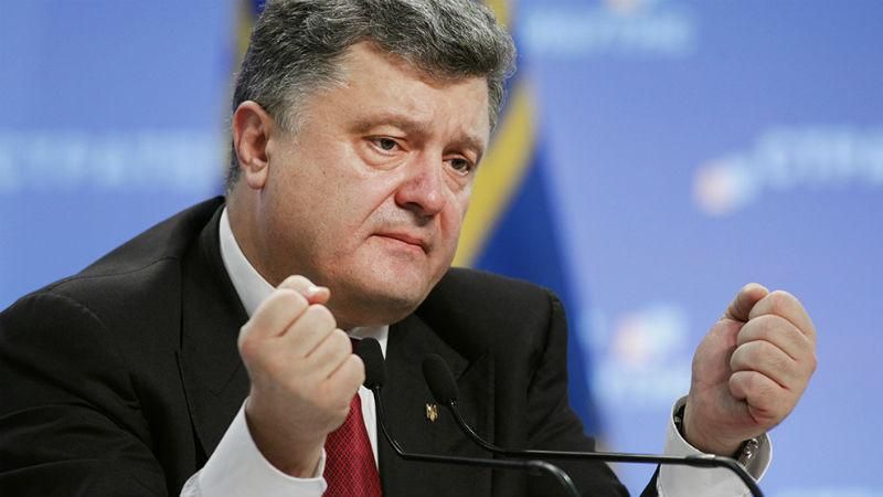 Порошенка 6 годин допитували в ГПУ Порошенка 6 годин допитували в ГПУ