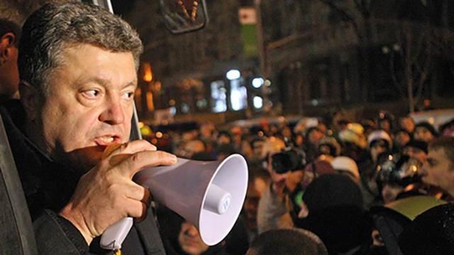 Допит Порошенка, серйозні ДТП з автобусами, – головне за добу Допит Порошенка, серйозні ДТП з автобусами, – головне за добу