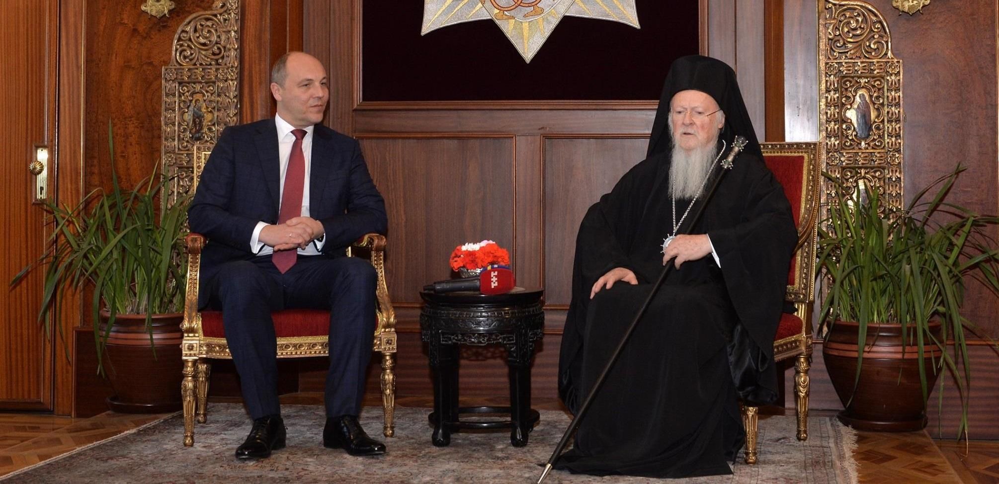 Парубій та Варфоломій обговорили надання автокефалії для української Церкви Парубій та Варфоломій обговорили надання автокефалії для української Церкви