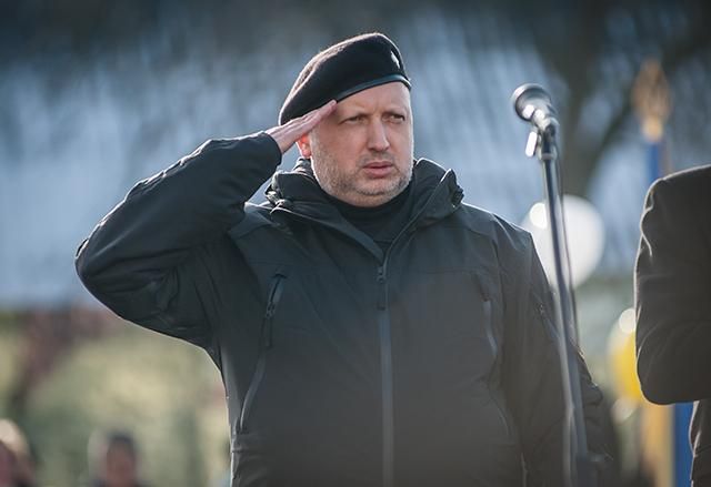 Ні гроші, ні політичні інтереси не можуть організувати Майдан, – Турчинов Ні гроші, ні політичні інтереси не можуть організувати Майдан, – Турчинов