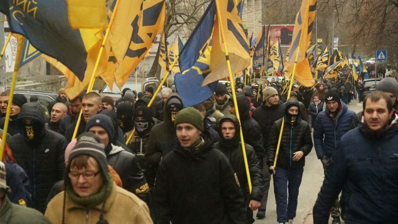 "Азов" маршем прийшов до Порошенка, мають до нього кілька питань