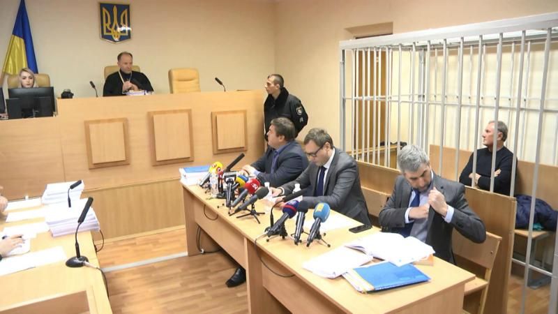 Печерский суд Киева продолжает рассматривать дело Ефремова
