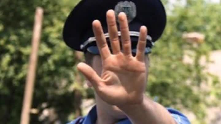 Перевертня у погонах затримали на Луганщині Перевертня у погонах затримали на Луганщині