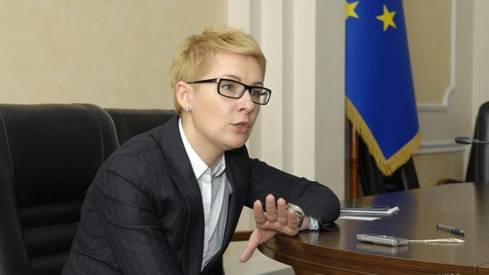 Главная люстратор Козаченко объяснила, почему на ее место назначили юную Калинчук Главная люстратор Козаченко объяснила, почему на ее место назначили юную Калинчук