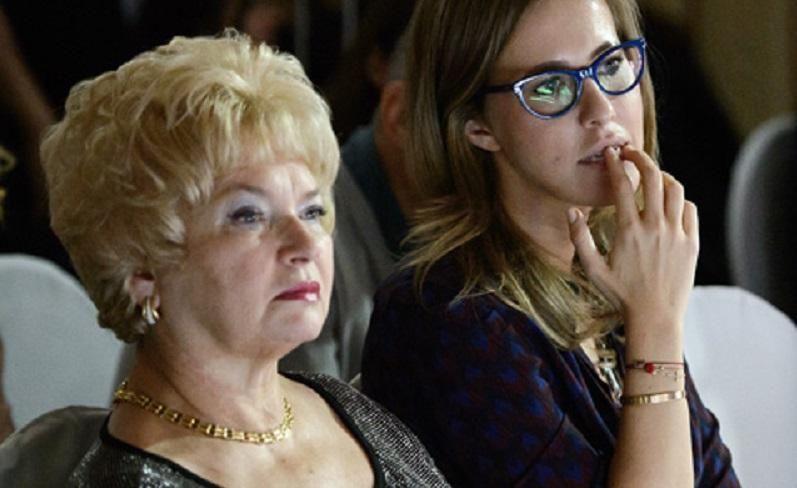 Матір Ксенії Собчак вибрала ім'я для внука Матір Ксенії Собчак вибрала ім'я для внука