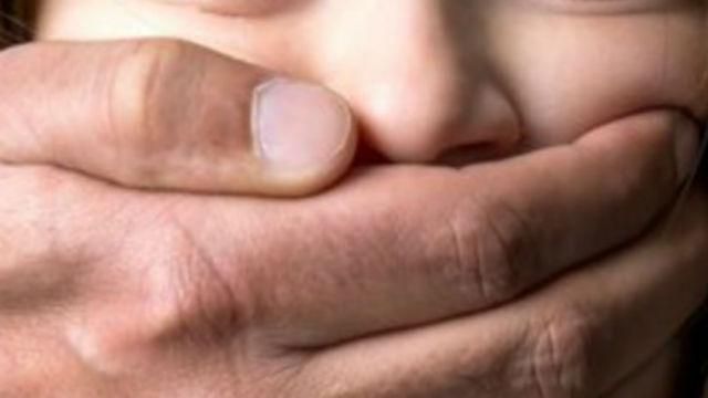 У Києві зухвало викрали 4-річну внучку екс-нардепа, – ЗМІ У Києві зухвало викрали 4-річну внучку екс-нардепа, – ЗМІ