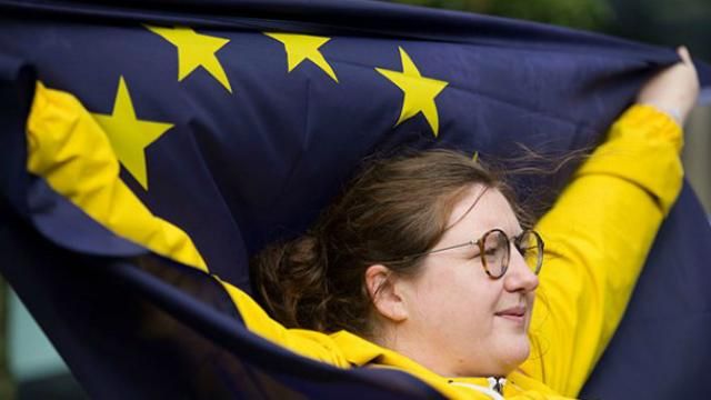 Мы можем предоставить Украине безвиз до конца года, – президент Еврокомиссии Мы можем предоставить Украине безвиз до конца года, – президент Еврокомиссии