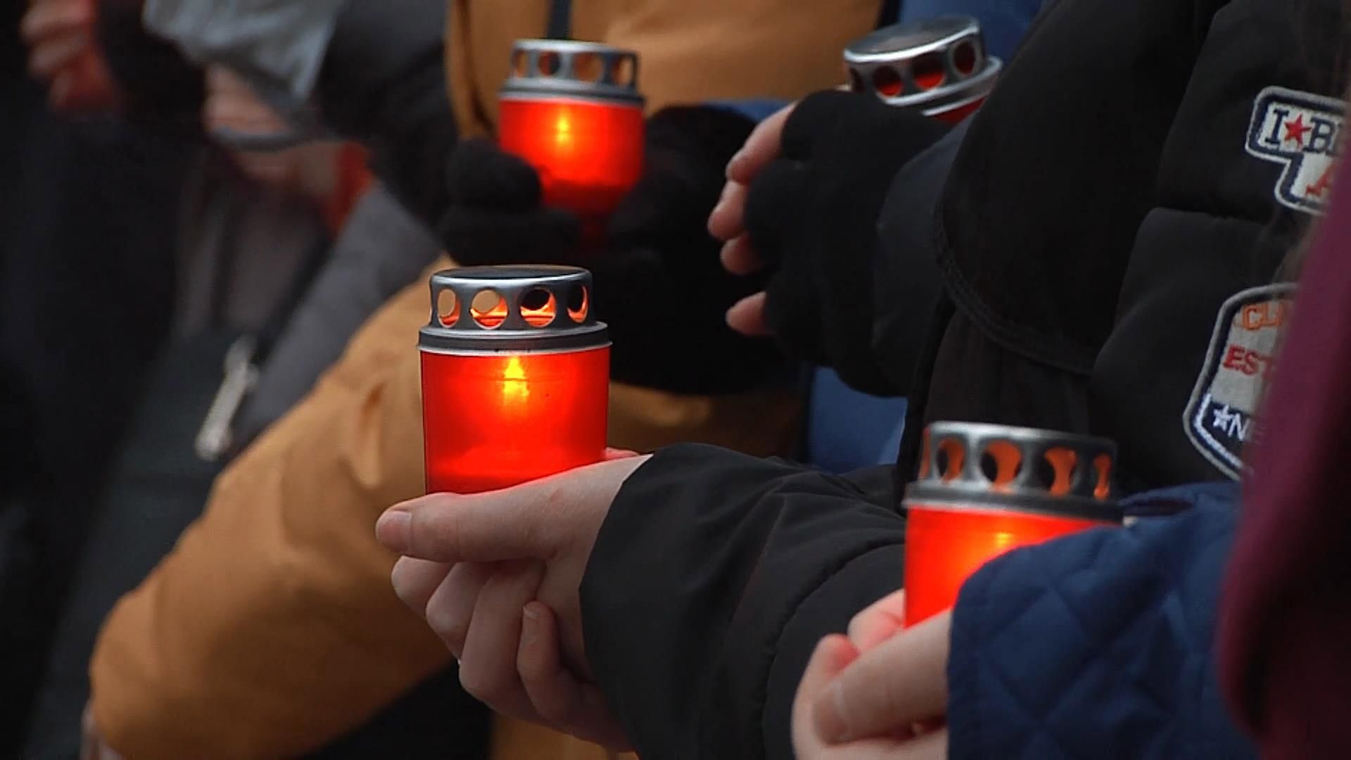 Студенты почтили память жертв Голодомора в Ивано-Франковске