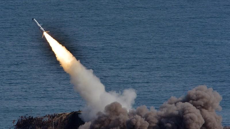 У Росії розпочалася істерика через ракетні стрільби України в районі Криму У Росії розпочалася істерика через ракетні стрільби України в районі Криму