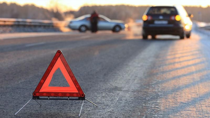 Под  Марьинкой столкнулись два автомобиля: среди пострадавших ребенок