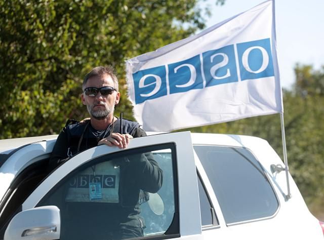 В декабре могут решить, размещать ли на Донбассе полицейскую миссию ОБСЕ В декабре могут решить, размещать ли на Донбассе полицейскую миссию ОБСЕ