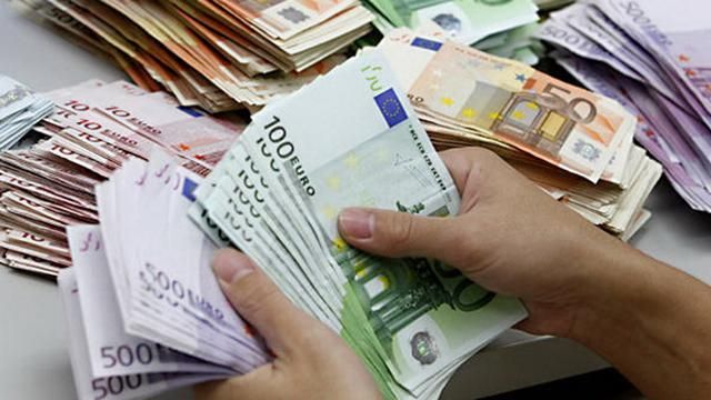 Готівковий курс валют на 28 листопада: євро різко пішло вгору 
