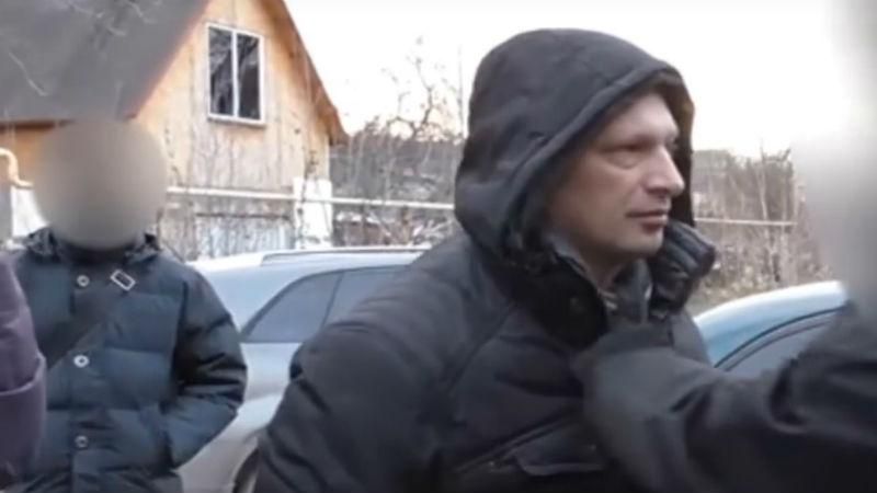 Терористи показали, як затримували луганського блогера 