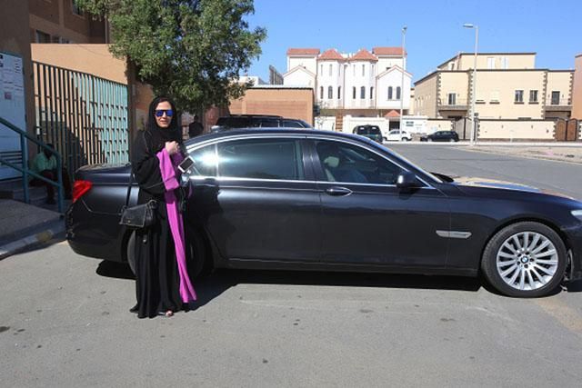 Жінкам можуть дозволити керувати авто в Саудівській Аравії
