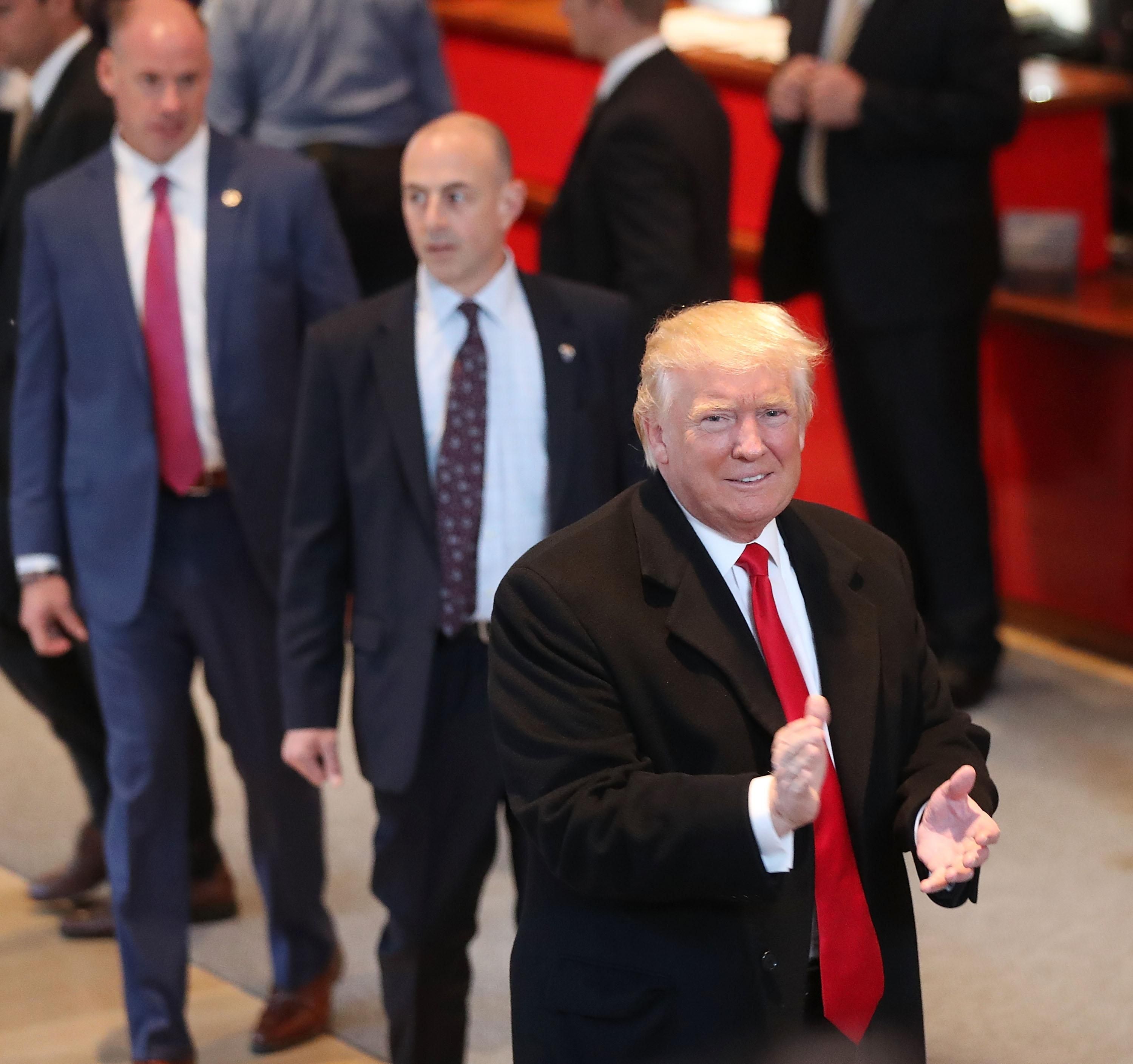 Трамп заявив, що йде з бізнесу Трамп заявив, що йде з бізнесу