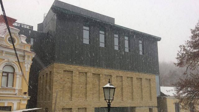 Вице-премьер отреагировал на скандал из-за театра на Подоле Вице-премьер отреагировал на скандал из-за театра на Подоле