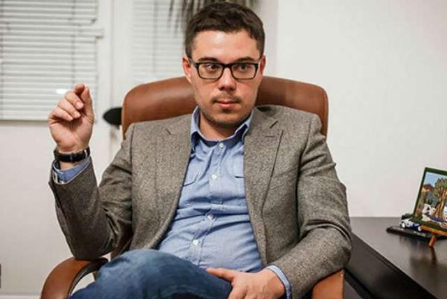 Нарешті Україна показала свої зуби в Криму, – політолог Нарешті Україна показала свої зуби в Криму, – політолог