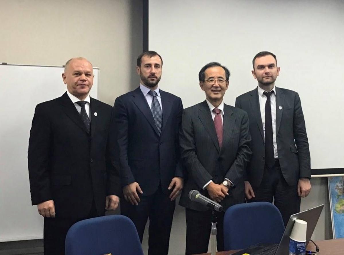 Центробанку важливо співпрацювати з парламентом і урядом, – екс-глава ЦБ Японії Центробанку важливо співпрацювати з парламентом і урядом, – екс-глава ЦБ Японії