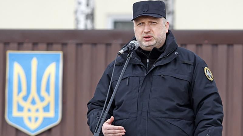 Кремль хоче перевести гібридну війну в активну фазу, – Турчинов про погрози Росії Кремль хоче перевести гібридну війну в активну фазу, – Турчинов про погрози Росії