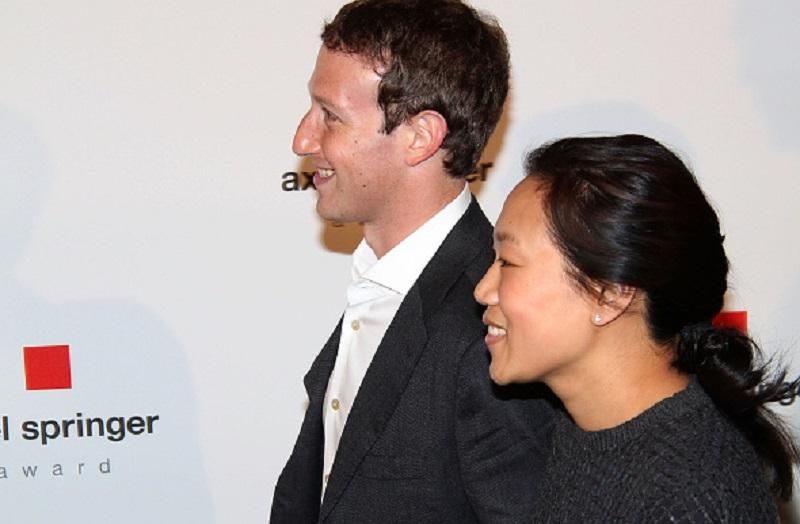 Цукерберг розчулив соцмережі фото з донькою Цукерберг розчулив соцмережі фото з донькою