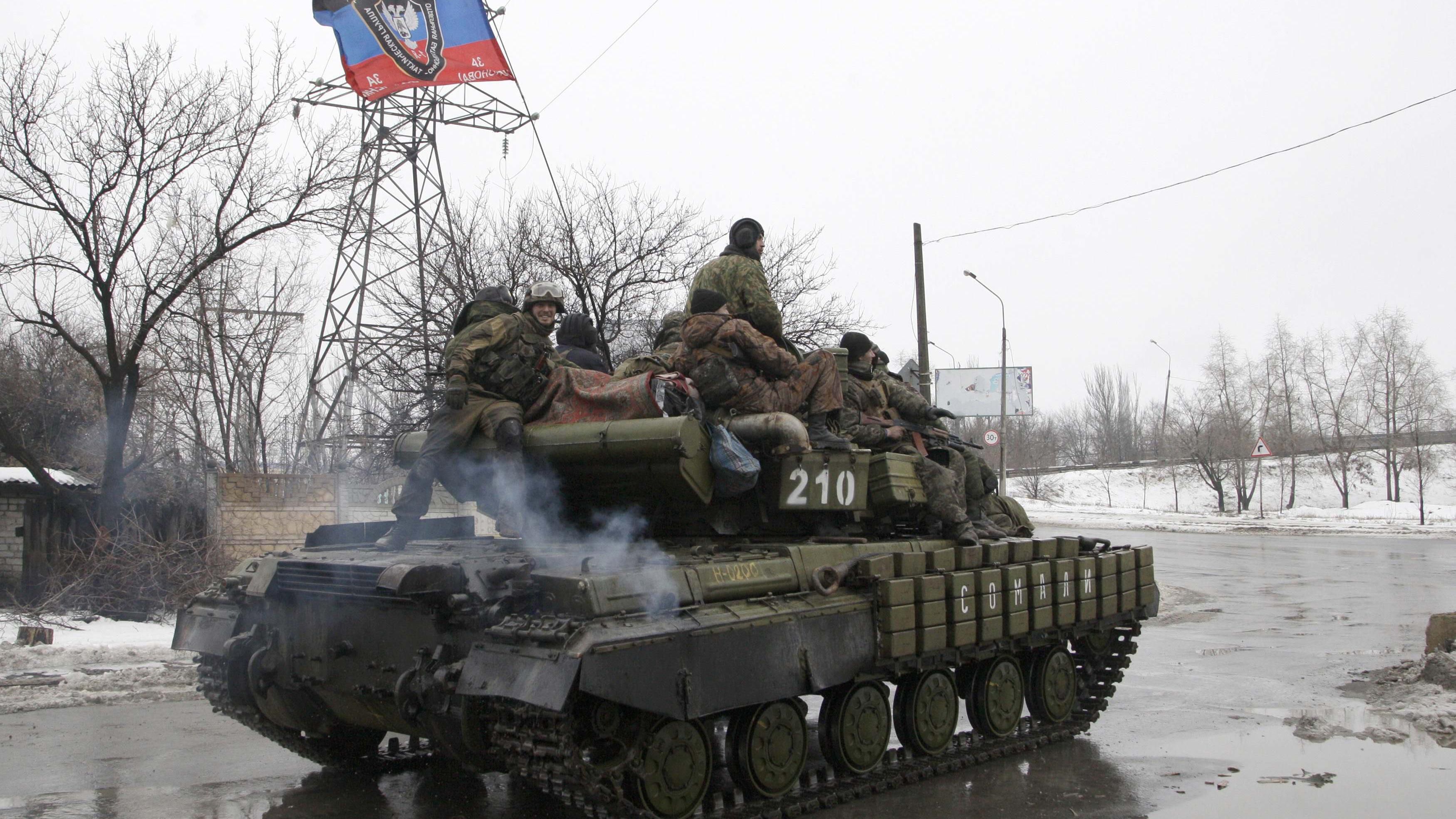 Неспокойные сутки на Донбассе: террористы били из танка и гранатометов